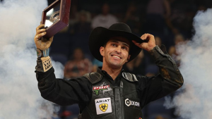 Montanha Jr volta a vencer etapa regular da PBR após dois anos sem vitórias