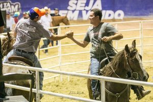 Dupla mineira detém o novo recorde mundial do Ranch Sorting