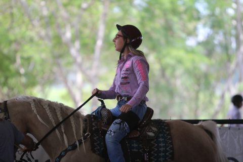 Embaixadora do Paratambor Veri Real é a primeira paratleta receber o Awards ABQM