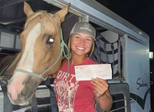 Thainá Toledo ganha sua primeira prova nos Estados Unidos