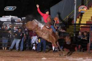 Sidnei Pereira Brito vence no Cutiano da 36ª Festa do Peão de Luiziânia (SP)