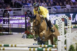 Yuri Mansur conquista quarto lugar na Final da Copa Mundo de Salto