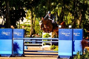 Cavaleiros olímpicos e estrelas nacionais disputarão concurso de saltos na Hípica do Rio de Janeiro 