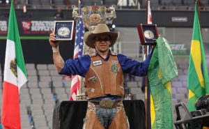 Rafael José de Brito domina a PBR World Finals