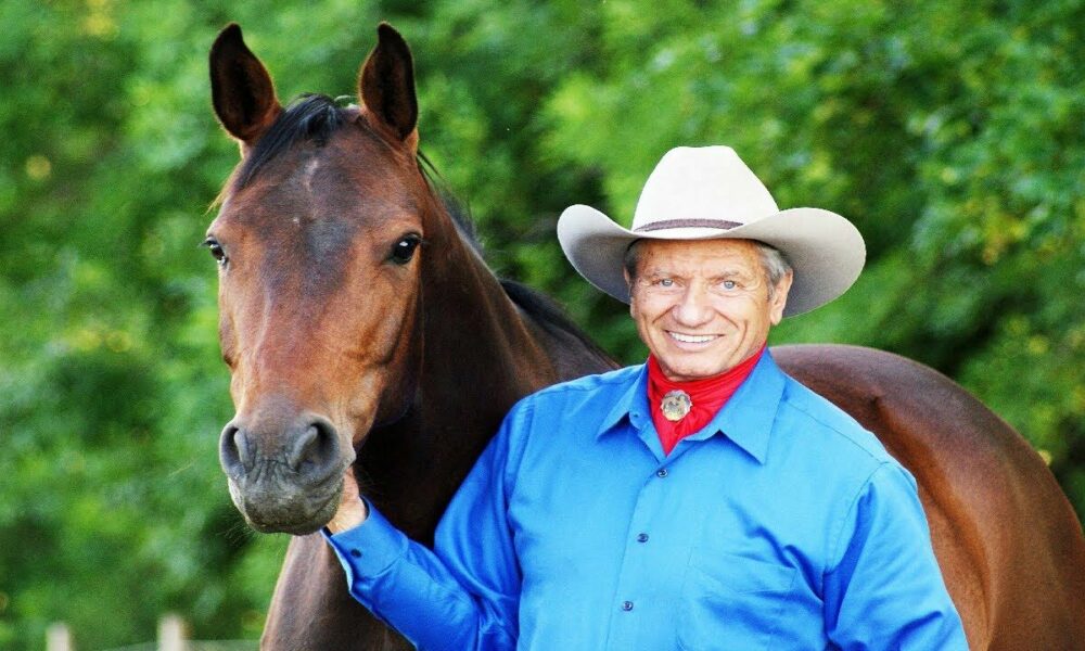 Monty Roberts, o americano que encanta cavalos pelo mundo