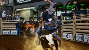 Alan de Souza soma vitórias e lidera ranking PBR Challenger 2023