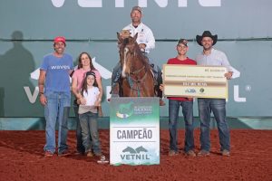 Campeões de Três Tambores são premiados por programas de incentivo da ACBT