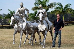 Zé Vasconcelos, o escultor de cavalos conta a sua trajetória nas artes plásticas