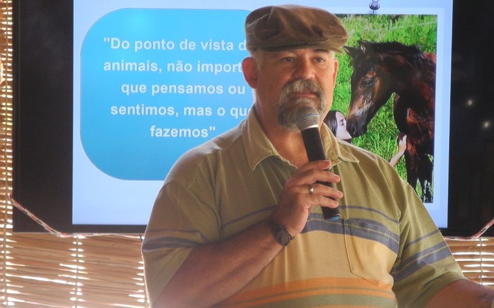 André G. Cintra ministra curso ‘Manejo e Nutrição Equina’ para profissionais e criadores de cavalos