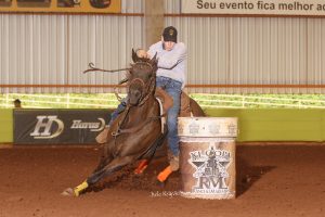 Katie Red Fame se destaca em pista consolidando a sua genética campeã