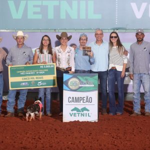 Campeões dos Três Tambores são premiados por programas de incentivo da ACBT