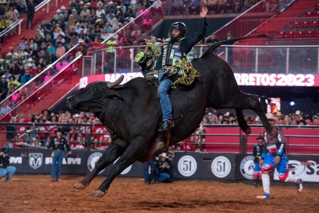 Rodeio de Barretos projeta competidores brasileiros para carreira milionária nos Estados Unidos