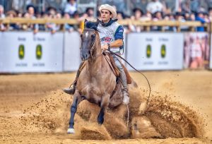 Freio de Ouro celebra os melhores em noite de festa na Expointer