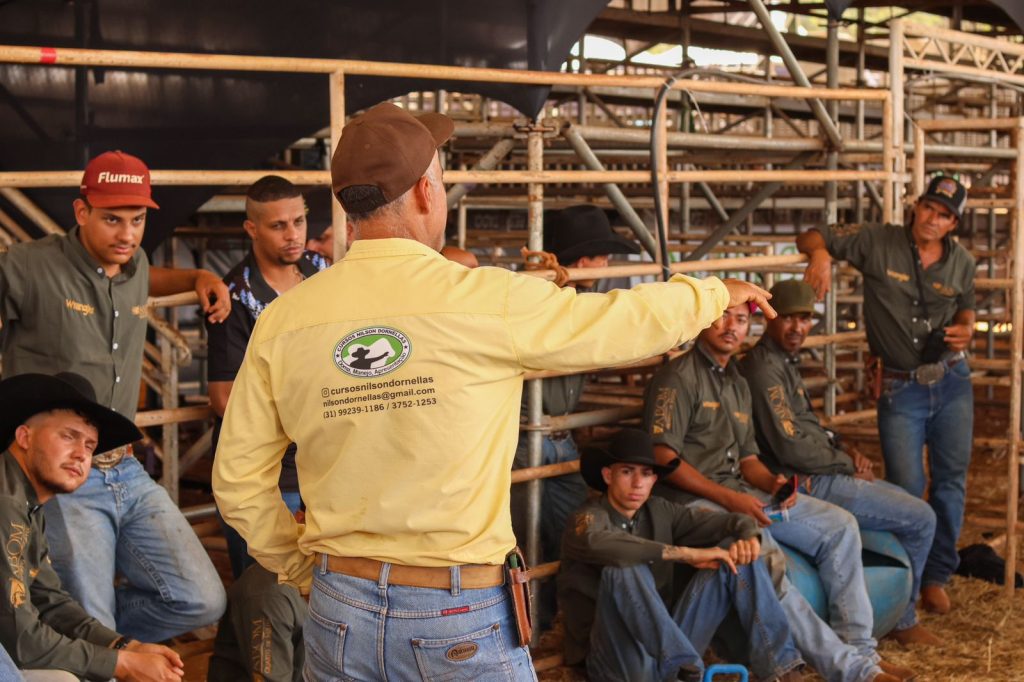 ABQM promove treinamento com equipe de manejo no 45º Potro do Futuro