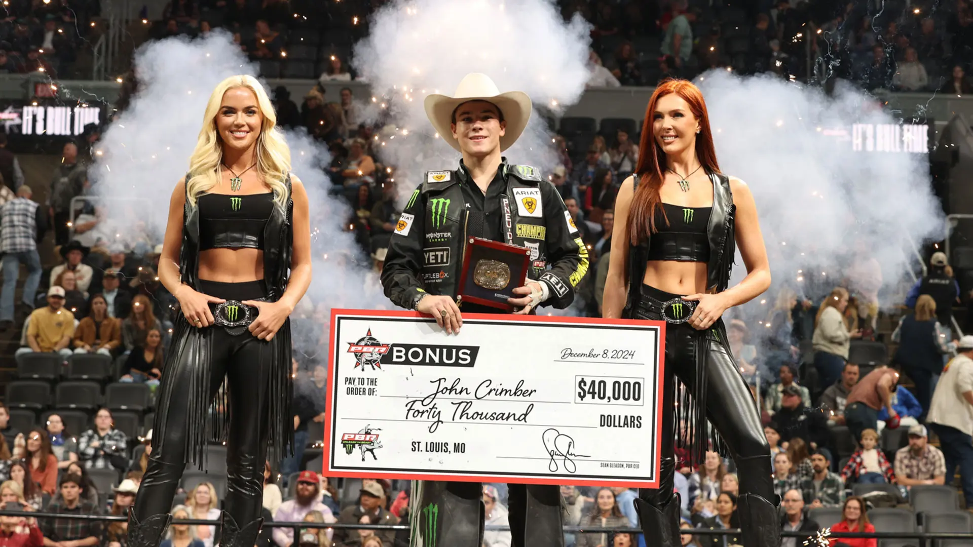 John Crimber volta a vencer e amplia vantagem na liderança do ranking da PBR