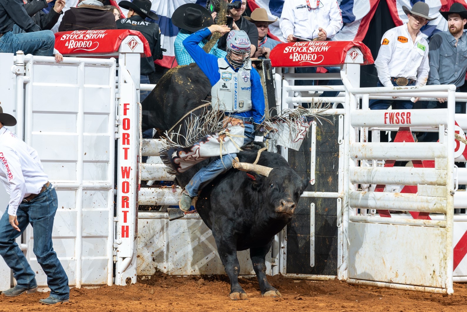 Leandro Zampollo conquista o Last Cowboy Standing em Fort Worth