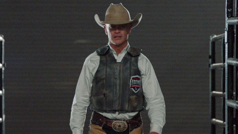 Neal McDonough, de The Last Rodeo, é apaixonado por montaria em touros