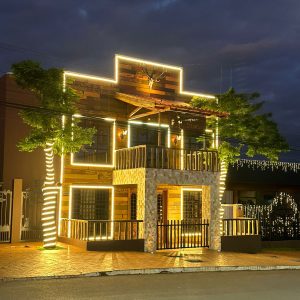 Loja LF Horseman Store chama atenção com calçada da fama e estética country em Ourinhos (SP)