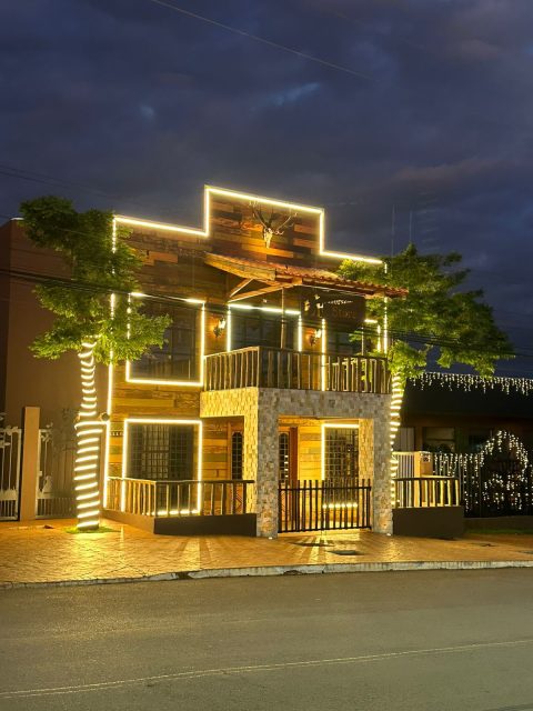 Loja LF Horseman Store chama atenção com calçada da fama e estética country em Ourinhos (SP)