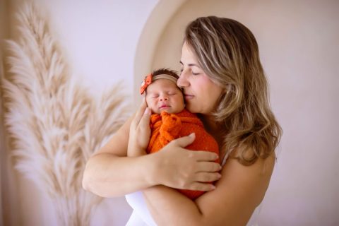 Alessandra Alves anuncia mudança de rumo nos negócios para se dedicar à maternidade