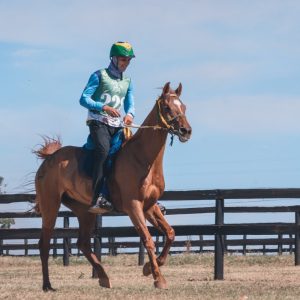 Brasil marca presença no Mundial de Enduro Equestre com dois jovens talentos