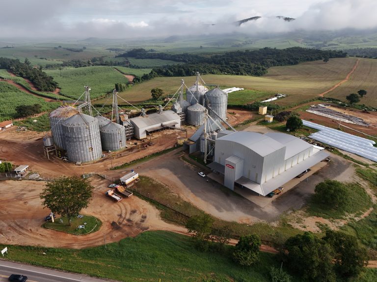 NUTRIMAX expande atuação para exportação e consolida força do Grupo Grão de Ouro