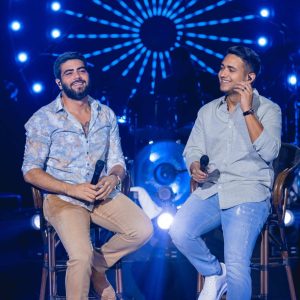 Henrique & Juliano estreiam como tropeiros e fazem história com touro de R$ 1,2 milhão