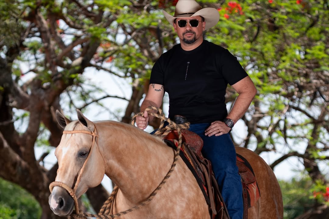 Xand Avião realiza leilão em Caruaru com convidados especiais