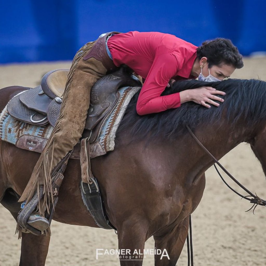 Entre cavalos e coragem: o poder da equitação na jornada do autocuidado