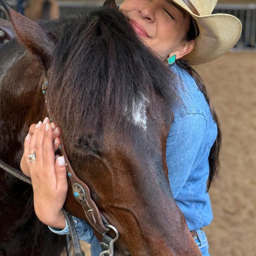 Entre Cavalos e Coragem: o poder da equitação na jornada do autocuidado