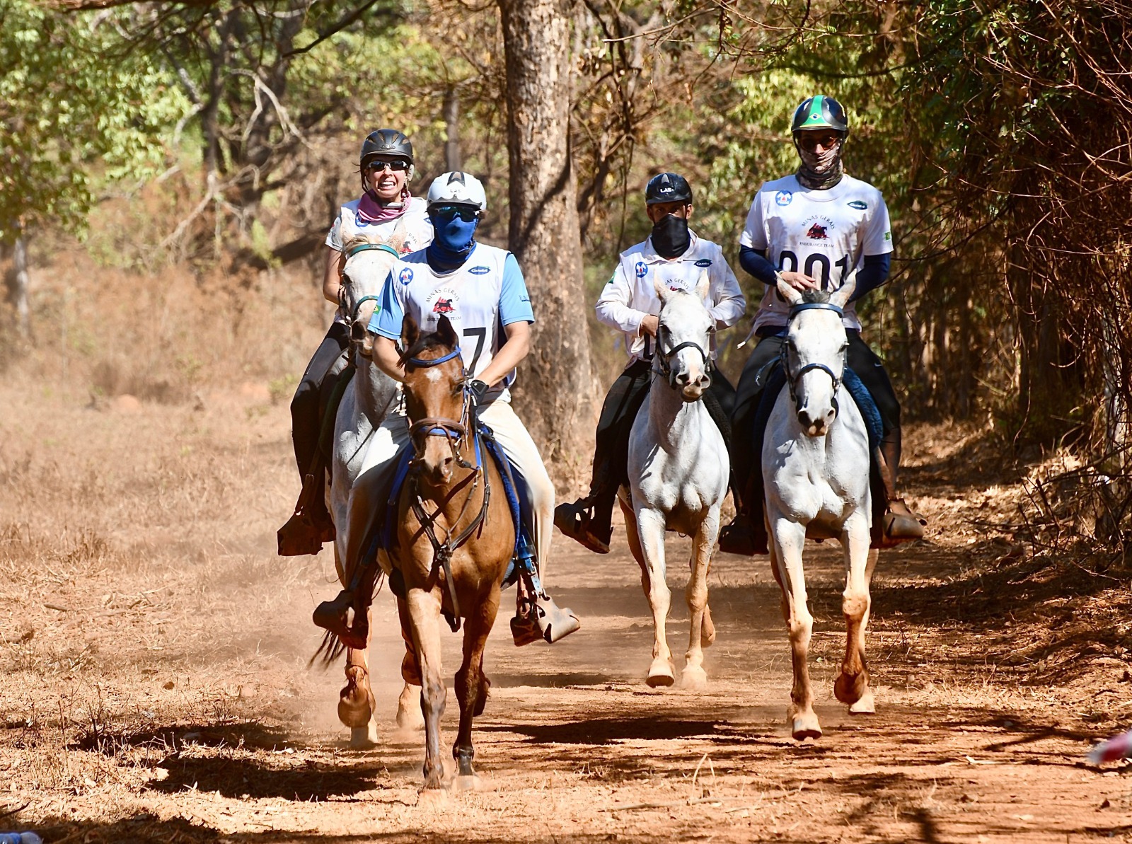 José Caio faz história e conquista tricampeonato brasileiro de Enduro Equestre