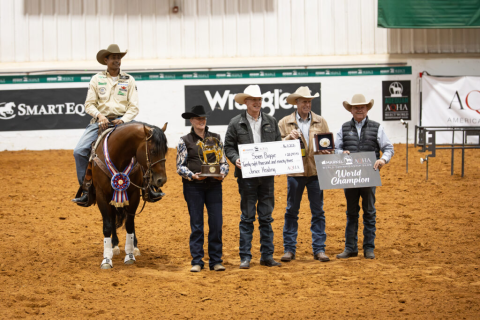 Junior Nogueira é campeão mundial AQHA no Laço Cabeça e no Laço Pé