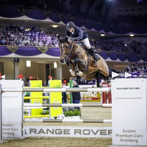 João Victor Castro Aguiar com Cashpaid J&F fatura prova a 1.50/1.55m, no Internacional Indoor 4* em Frankfurt, na Alemanha