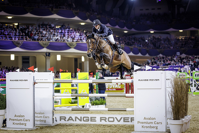 João Victor Castro Aguiar com Cashpaid J&F fatura prova a 1.50/1.55m, no Internacional Indoor 4* em Frankfurt, na Alemanha