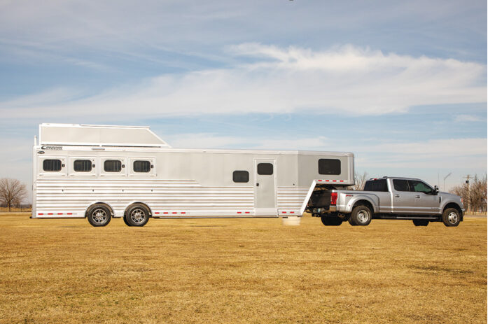 Você sabe qual a origem dos robustos trailers para cavalos que vemos hoje
