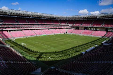 Do futebol à poeira da pista: Vaquejada fará história em estádio da Copa do Mundo