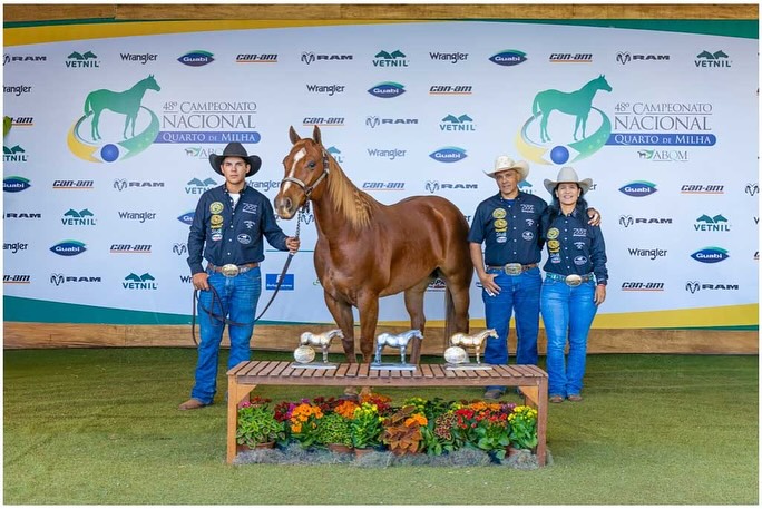 A história de uma família que transformou o laço em profissão e conquistas