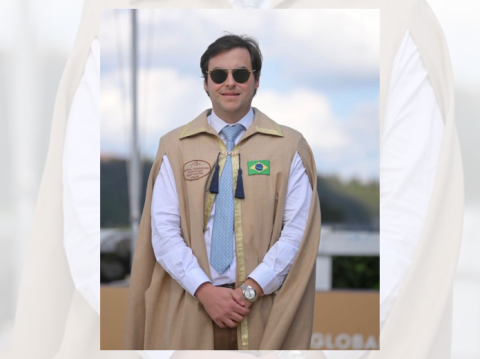 Enrico Franchini Carlone representa o Brasil como jurado no circuito mundial do Cavalo Árabe