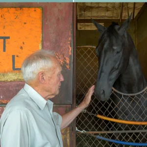 Morre King Leatherbury, lendário treinador que deixou legado de mais de 6 mil vitórias nos EUA