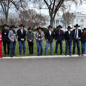 Rodeio faz história e retorna à Casa Branca após mais de 40 anos com campeões mundiais