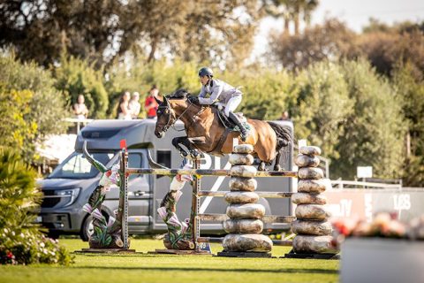 Stephan Barcha vence GP4* a 1,55m na Espanha com Dinozo Império Egípcio*