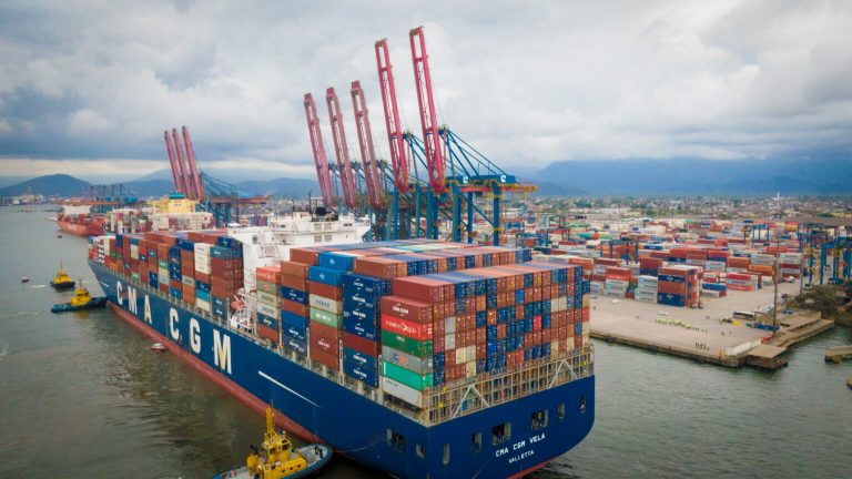 Agro paulista mantém força nas exportações e registra superávit de US$ 4,49 bilhões no início de 2026
