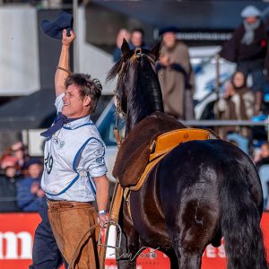 Colibri Matrero entra para a história com hexacampeonato do Freio de Ouro na FICCC