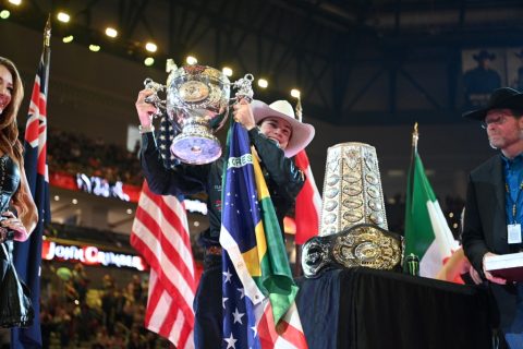 ​PBR: João Crimber confirma título mundial de montaria em touros