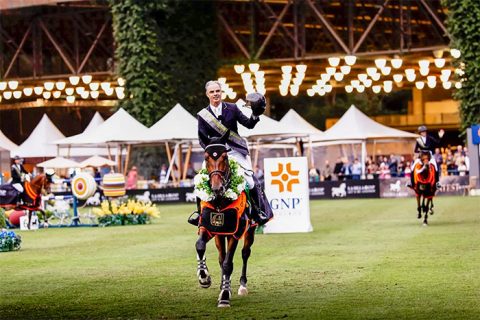 Rodrigo Pessoa vence GP 5* a 1,60m no México com nova montaria