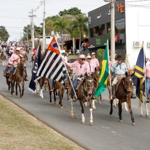 Cavalaria Antoniana reúne tradição, fé e paixão pelos cavalos em Jaguariúna
