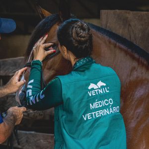 Vetnil reforça compromisso com a medicina veterinária equina durante a XXVI Conferência Anual da ABRAVEQ